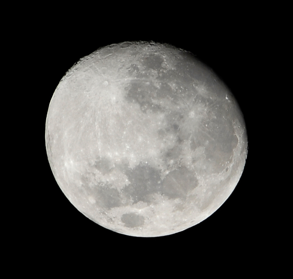 12 Day Old Moon - Learning the Phases of the Moon
