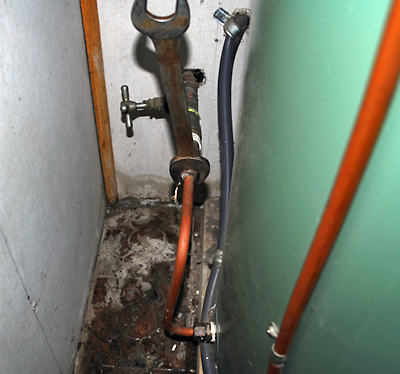 How to Drain Your Hot Water Heater For Survival Water